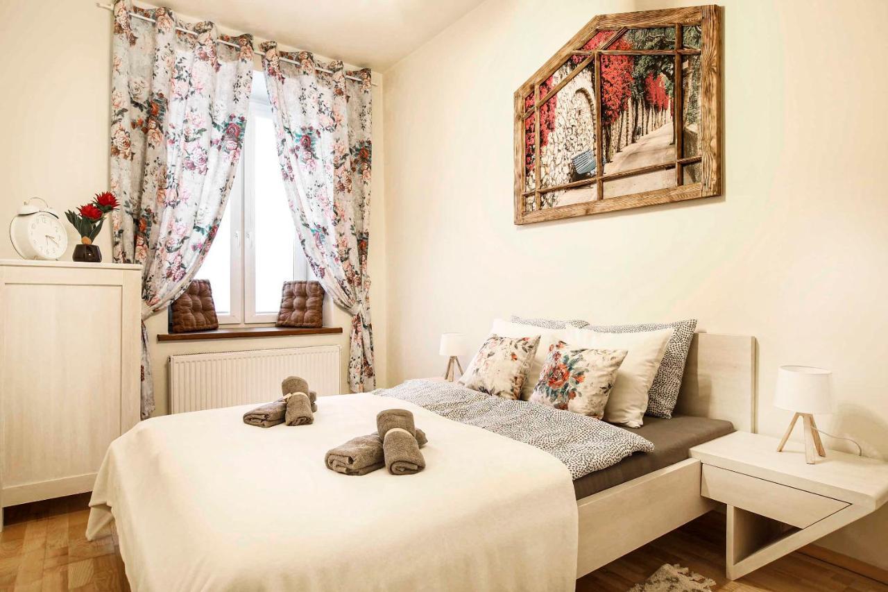 2-Room Apartment With Kitchen, Heart Of Cracow Old Town Krasków Exterior foto